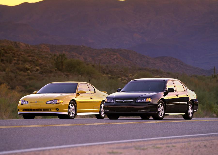 Chevrolet Impala SS 2000 года  (фото 3 из 12)